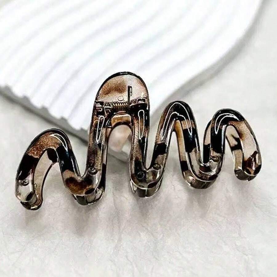 1 pieza de accesorio de cabello elegante y versátil con estampado de leopardo caramelo de onda grande de acrílico para mujer, pinza de cabello de uso diario, accesorio de cabello adecuado para usar en vacaciones y atuendos de otoño