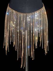 Gold-Plated Crystal Long Tassel Waist Chain Body Chain,A Sexy, Shiny Fringe And Crystal-Studded Dress For Belly Dancing, Featuring A Body Chain As An Accessory, Suitable For Western Performances.Waist Chain Body Chain Sexy Shiny Flow Soda Diamond Skirt Belly Dance Body Chain Show Accessories Europe And America