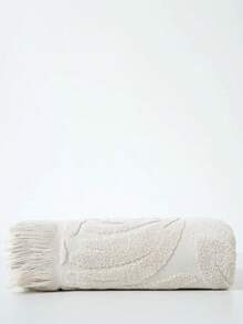 1条轻薄浴巾，摩卡色，提花叶子图案，长方形，70*140厘米，成人适用，可用于游泳、沐浴、裹身；也可作手巾，尺寸为34*74厘米或34*34厘米。速干、吸水性强、柔软，适用于浴室、厨房、旅行、节日礼品、健身房、海滩、酒店、沙龙、户外淋浴等场合，是美容院、酒店运动、家居用品、护肤浴巾的理想之选。 - 奶咖色 - 查看 7