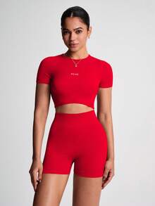 TCVC 女士高弹力运动圆领短袖T恤短裤套装，无缝针织，高腰收腹提臀，亲肤面料，紧身塑形，休闲百搭，适合所有季节，夏季运动瑜伽套装 - 紅色 - 查看 5