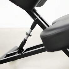Silla ergonómica para arrodillar Taburete Ajustable para el hogar y la Oficina Mejora tu Postura con un Asiento en ángulo Cojines Gruesos y cómodos de Espuma Moldeada Ruedas de Freno - NEGRO - Ver 7