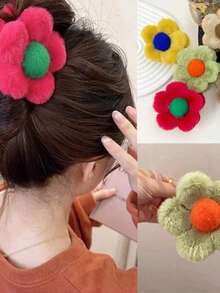 1 peça de acessório de cabelo com fecho coberto de tecido para meninas com lindas flores, presilha de cabelo para outono e inverno, acessórios de cabelo com garra para mulheres, para roupas de férias, presilhas de cabelo fofas com garra de pele, presilha de cabelo de pelúcia para inverno - multicolorido - Ver 9