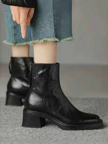 秋冬女士切尔西靴，皮革鞋面，粗跟，方头，保暖内衬，弹性面料，修身剪裁，短款踝靴，靴子 - 黑色 - 查看 4
