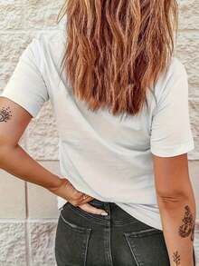 Women's Leopard Cartoon Print Short Sleeve T-Shirt - Casual Loose Fit Round Neck Top with Graffiti Art Design, Breathable Spring Summer Tee for Casual Attire & Fashion Commute, Durable Casualwear