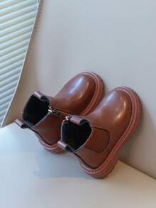 1 双棕色幼儿/小女孩切尔西靴，柔软舒适的弹性针织 + PU 衬里，温暖的拉链设计，圆头，灵活的鞋底，经典英伦风格，适合室内/室外、休闲、学校、秋冬