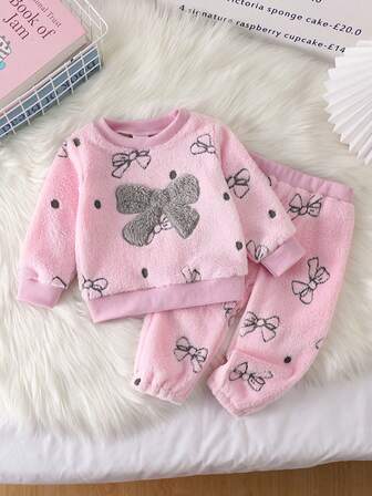 2 piezas Conjunto de niña bebé casual y lindo con parte superior de manga larga con cuello redondo y pantalones, con estampado de flores y moño de peluche reversible, bordado y aplicaciones, para otoño/invierno