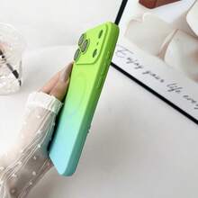 适用于 17 Pro Max、17 Pro、17 Air 的时尚渐变硅胶磨砂磁吸手机壳，也兼容 Apple 17、16、15、14、13、12、11 Pro Max Plus、16E，以及三星 S26 Ultra、A56、A55、A16、A17、S25FE、S25 Ultra 等型号，是圣诞节和冬季的理想礼物。 - 綠藍色 - 查看 9