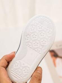 GENGASUN 1 szt. chłopięce, okrągłe, niskie, codzienne buty z nadrukiem w kształcie kreskówek na wiosnę/jesień