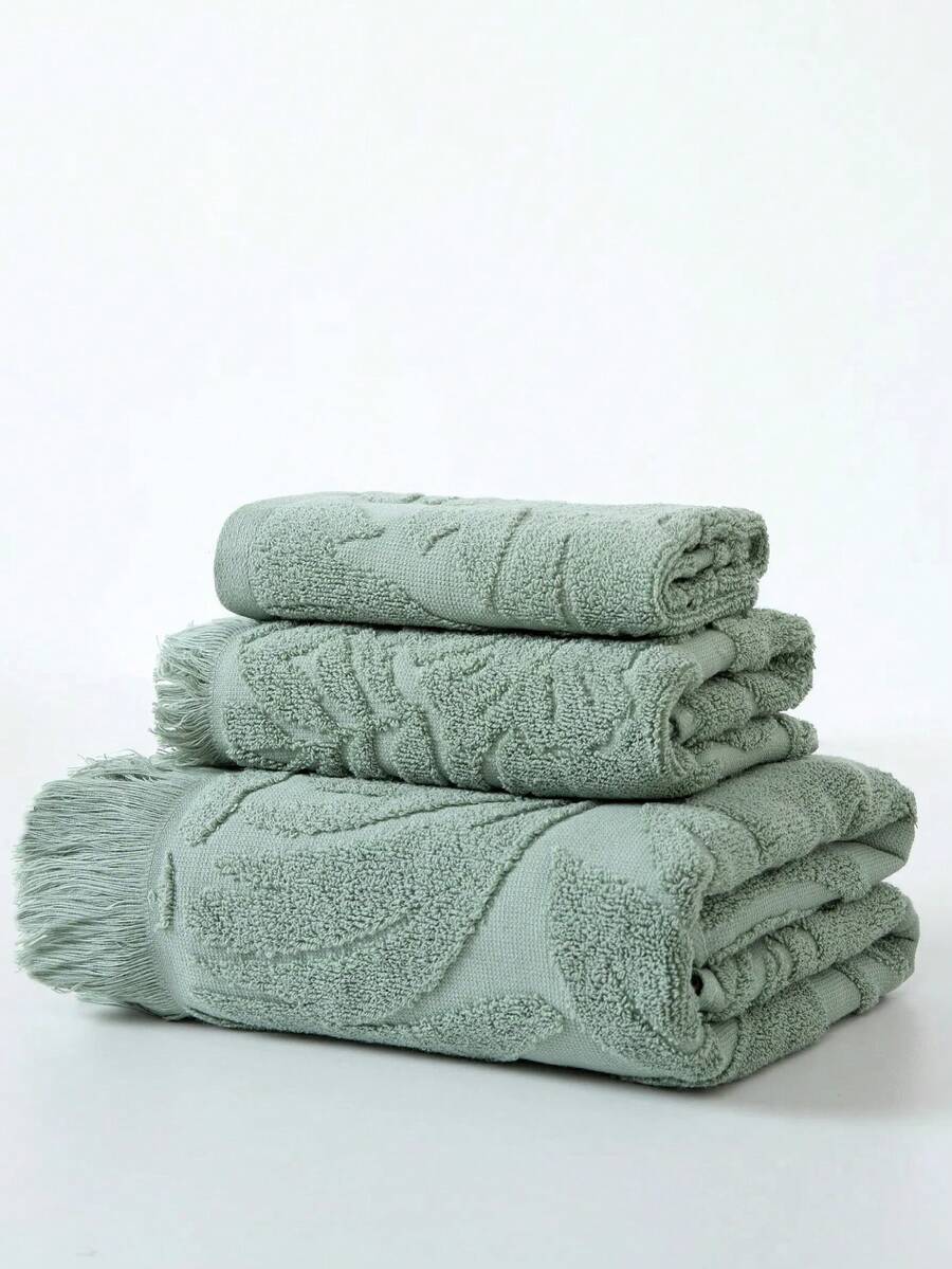 1pc Lightweight Bath Towel, Green Leaf Jacquard Pattern, Rectangular 70*140cm For Adults Swimming Bathing Wrap, Or 34*74cm Hand Towel, 34*34cm Handkerchief, Quick Dry Absorbent Soft For Bathroom, Kitchen, Travel, Holiday Gift, Gym, Beach, Hotel, Salon, Outdoor Shower Towels For Beauty Salon, Hotel Sports,Home Essentials, Towel, Skin Care Bath Towel Sheet