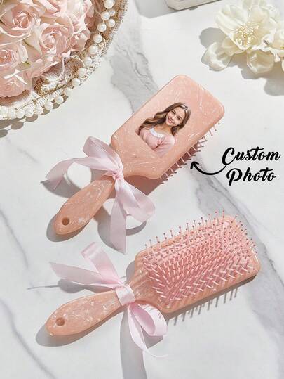 1pc Customized Photo Engraved Hair Comb, Personalized Detangling Brush, Bridesmaid Gift, Girl's Birthday Gift, Blush Pink Cushion Brush, Grandmother Gift, Anniversary Gift, Valentine's Day Gift, Birthday Gift, Wedding Gift, Mother's Day Gift, Best Friend Gift, Gift For Mom, Gift For Girlfriend, Gift For Her, Gift For Wife, Christmas Gift