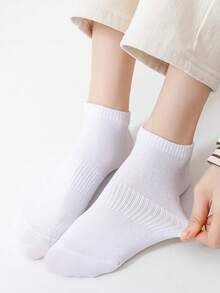 1/5雙中性款白色&黑色&灰色薄款休閒低筒短襪，運動跑步隱形短襪 - 彩色 - 查看 5