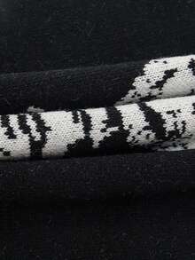 1pc Y2K Skeleton Print Fleece Neck Warmer, Casual Cold-Proof Unisex Scarf, Suitable For Daily Wear, Autumn/Winter