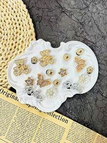 16-elementowe ozdoby do butów ogrodowych DIY – złota kokarda z kryształkami, miś pluszowy, klipsy do butów w kształcie motyli, zdejmowane akcesoria do butów plażowych, buty z wycięciami, prezenty sezonowe