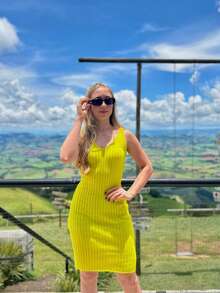amarelo