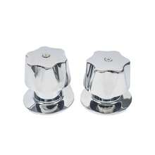 Par de manerales para regadera con chapetones.  Fabricado en metal en acabado cromado dando elegancia a tu regadera. Ideal para agua fria y caliente llave para abrir regadera - Plateado - Ver 3