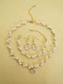 4 قطع طقم قلادة وسوار وأقراط بزهور اللؤلؤ، إكسسوار رومانسي للمناسبات والأعراس والهدايا والاستخدام اليومي