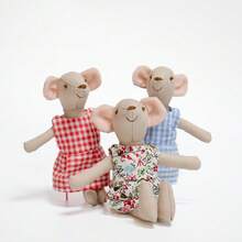 1pc Handmade Wearable Doll Clothes, Mouse Dolls, Little Girl Dolls, Baby Soothing And Sleeping Plush Toys, Children's Fabric Toys, Birthday Doll Gifts, Suitable For Infants, Boys And Girls, Dollhouse People