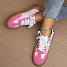 1 Pair Women's Spring/Autumn New German Training Shoes, Student Shoes, Waterproof Anti-Slip, Easy To Clean, Round Toe Low-Top Casual Shoes, Flat, Comfortable, Versatile, Colorblock Sporty Casual Sneakers, Fashionable All Season - Hot Pink - View 2