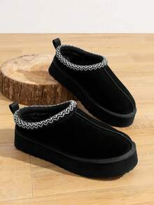 Genuine Suede Leather Women's Fashion Platform Slippers - Short Ankle Boot With Anti-Slip Sole- Cozy, Fuzzy, And Warm Winter Footwear FuzzyEasy Women's 1.57 Inch Platform Slip-On , Ideal For Indoor And Outdoor Use Suitable For Gift (SUGGEST SIZE UP) - 黑色 - 查看 9