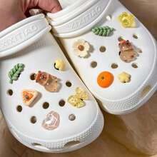 12 Stücke Capybara Blumen- und Fruchtmuster Schuh Charms, für Frauenpartys, Urlaubsgeschenke, Sommer Garten Schuhe DIY Dekoration