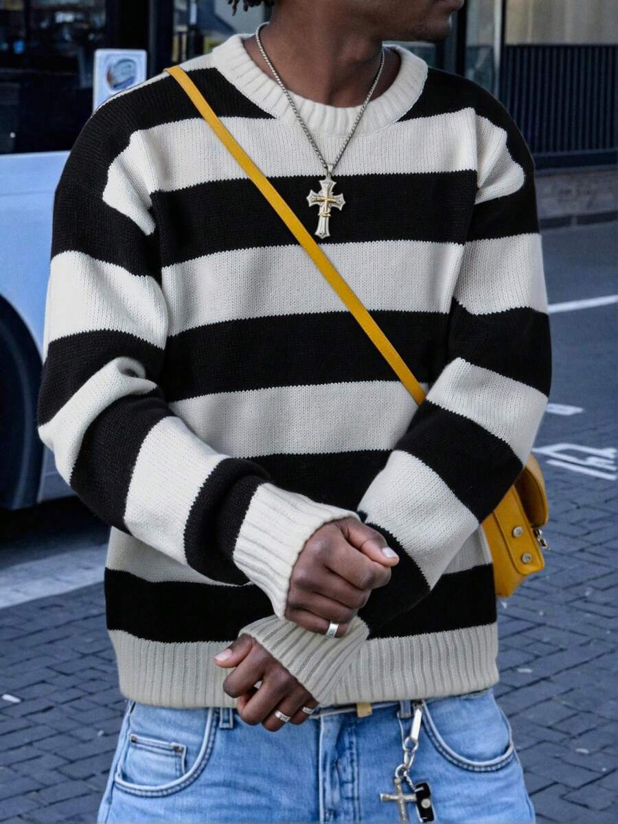 Suéter de Malha Unissex de Estilo de Rua Casual Folgado, Quente para Primavera, Outono e Inverno, Design Europeu e Asiático, Manga Longa, Ombro Caído, Gola Careca Minimalista com Listras - Branco - Visão 1