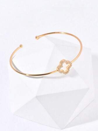 1 件可调节镂空幸运四叶草手镯，送给女儿/妻子的时尚礼物