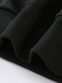 1 Stück Teenager Mädchen "KARMA" Muster Schwarzer Hoodie, weich und bequem, Lässig Alltagskleidung