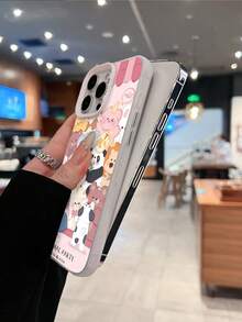 Bonita funda para móvil con temática de fiesta de animales, decorada con adorables animales y un divertido diseño de niña. Es compatible con iPhone 17, iPhone 16, iPhone 16 Pro Max, iPhone 15, iPhone 15 Pro Max, iPhone 14, iPhone 13, iPhone 12 y iPhone 11 Pro. Está hecha de TPU y ofrece protección a prueba de golpes. Perfecta para familiares, amigos, niños, cumpleaños, primavera, vacaciones, novios, novias y San Valentín.