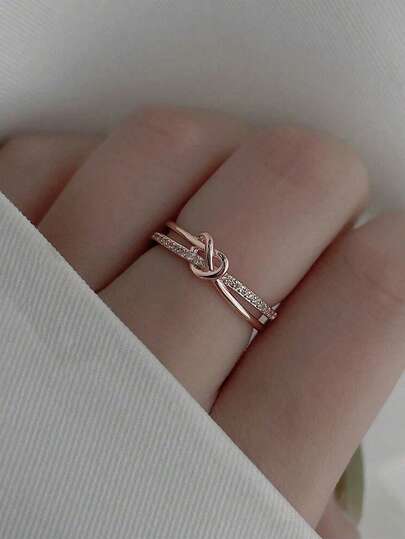 1個 ローズゴールドメッキ クロス ノット デザイン 立方ジルコニア 銅製リング 日常着、パーティー、集まりにおしゃれ