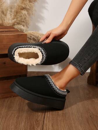 女士冬季新款毛绒加厚保暖冬鞋，时尚百搭圆头防滑半拖鞋短靴，时尚棕色短靴和踝靴，毛皮靴