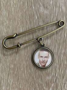 婚礼当天新娘送给新郎的个性化礼物，定制照片胸花别针，金色新郎纪念照片胸花别针，Y2K风格，可爱，萌趣，色彩缤纷，时尚，定制，个性化，独特，送给她的理想礼物，女友，朋友，家人，她，精致浪漫，冬日优雅，魅力四射，女士发饰，春季系列，可调节尺寸 - Brooch - 查看 28