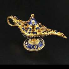 Lampe magique, élément décoratif une pièce, décoration de table de luxe avec des motifs floraux bleu marine et or, décoration de maison en métal convenant pour Halloween, Noël et Pâques. Aucune électricité requise. Décoration exquise de style de cour pour le salon, la chambre à coucher et la table à manger. Conception de style moyen-oriental, inspirée de la fantasy, sans alimentation électrique requise. Décoration de fête, artisanat minutieux, choix idéal pour les acheteurs de fête.