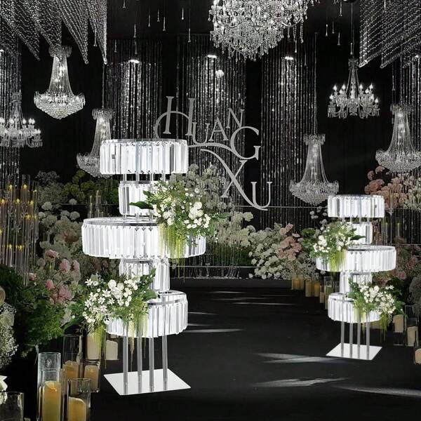 Suporte para flores de acrílico elegante de 42 polegadas de altura e 5 camadas - Decoração central em metal dourado, adequado para casamentos, aniversários e ocasiões especiais - Suporte de exposição redondo de luxo para decoração de casa, restaurante e hotel