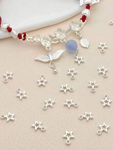 60 piezas de encantos para hacer joyas, colgante de pentagrama calado. Regalos para mujeres, artículos de boda, encantos para hacer joyas, encantos para pulseras, encantos. Adecuado para hacer collares DIY, pulseras, pendientes, móviles, decoraciones. Manualidades y regalos diarios. Crea tus propias joyas únicas con estos encantos.