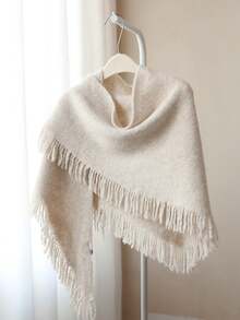 1 pieza Bufanda triangular de mezcla de lana de alta calidad y unicolor minimalista con flecos, chal triangular versátil y de moda para usar en ambientes con aire acondicionado, bufanda triangular decorativa y abrigadora, adecuada para uso diario con vestidos