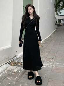 女士休闲日常通勤简约纯色半扣前腰收腰长裙，春秋季