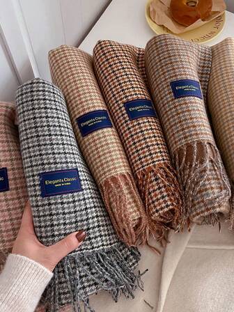 1pc Retro Mini Plaid Tassel Scarf, Unisex Korean Style Houndstooth Fashion Versatile Thick Warm Scarf For Autumn