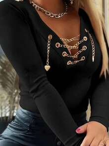 大码女式优雅V领长袖T恤，饰有金属十字链，时尚纯色休闲上衣，黑色，春季款 - 黑色 - 查看 1