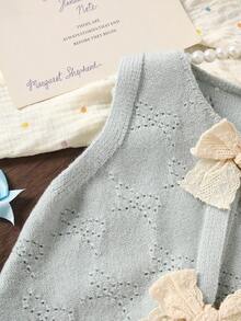 WUHUANG YIYI 女童休闲镂空蝴蝶结蕾丝宽松显瘦V领毛衣背心开衫日常穿搭秋季新品 - 淺藍色 - 查看 4