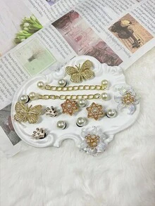 16-elementowe dekoracje do butów ogrodowych DIY, złote kryształki, motyle, perły, łańcuszki, odpowiednie do obuwia plażowego, buty z wydrążonymi krawędziami, na każdą porę roku, prezent świąteczny