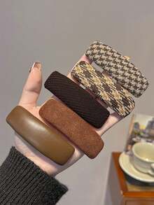 5个装女士千鸟格条纹皮革时尚百搭发夹，长8厘米/3.15英寸，优雅简约风格，适合日常佩戴、派对、通勤、度假、发型设计及化妆，可搭配服装和配饰，亦可作为学生发夹、发卡、发饰等。 - 彩色 - 查看 10