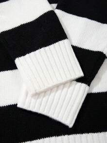 Suéter de Malha Unissex de Estilo de Rua Casual Folgado, Quente para Primavera, Outono e Inverno, Design Europeu e Asiático, Manga Longa, Ombro Caído, Gola Careca Minimalista com Listras - Branco - Visão 6