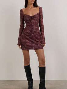 Vestido Corpete Plissado com Estampa de Tela de Budapeste, Manga Sino, Elegante para Festa/Feriado/Estilo de Rua, Outono/Inverno