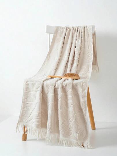 1pc Lightweight Thin Bath Towel, Minimalist Jacquard Leaf Pattern, Rectangle 70*140cm For Adults, Swimming, Bathing, Wrapping; Or 34*74cm Hand Towel, 34*34cm Handkerchief, Quick-Dry, Absorbent, Soft, Suitable For Bathroom, Kitchen, Travel, Gifts, Gym, Beach, Hotel, Salon, Outdoor Shower Towels For Beauty Salon, Hotel Sports,Home Essentials, Towel, Skin Care Bath Towel Sheet