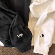 Custom Embroidered Initial Heart Hoodie Initial On Sleeve Hoodie Matching-20256688 - 軍綠色 - 查看 2