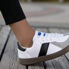 Weihnachten|New Versatile White Sneakers, Suitable For Both Men And Women, Versatile Casual Sports Shoes, Couple Casual Loafers.