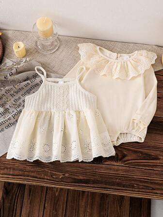 2 piezas Conjunto de body de manga larga + top de tirantes para bebé niña, diseño de encaje hueco elegante, ajuste holgado cómodo, adecuado para vacaciones, parque, fiesta, uso diario, conjunto casual lindo, primavera/otoño