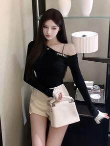 性感简约蕾丝拼接肩部针织毛衣，蝴蝶装饰水钻点缀长袖上衣，适合约会、外出、通勤、圣诞节、新年等场合，黑色春季款 - 黑色 - 查看 7