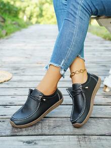 أحذية رياضية كاجوال سهلة الارتداء بنعل مسطح ناعم مع أوتار معدنية للسيدات، أحذية رياضية مسطحة غير زلقة للنساء