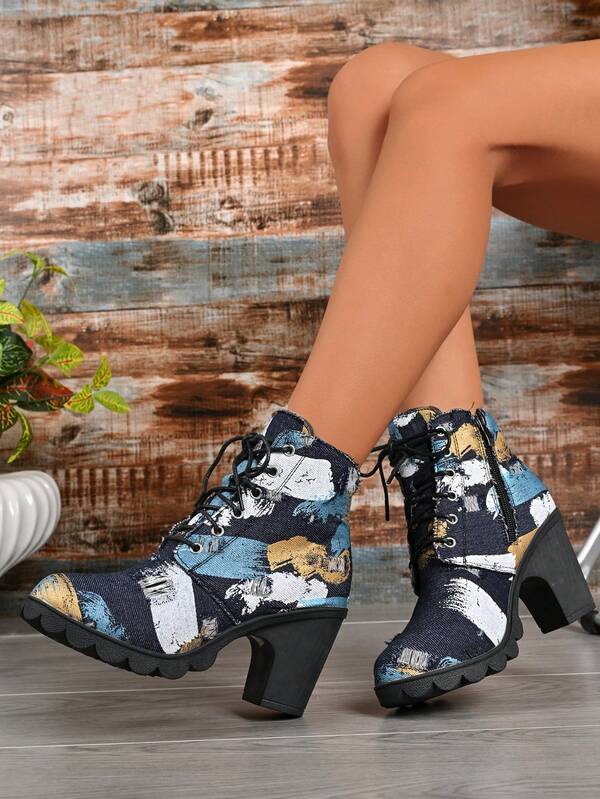 بوت قصيرة نسائية جديدة ذات كعب سميك وكعب عالي مع رباط وسحاب جانبي، بوت كاحل لون عاري، موضة متعددة الاستخدامات، تزيد من الارتفاع